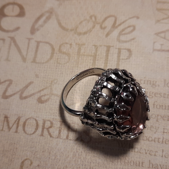 Stunning Vintage Sarah Coventry purple glass ring. - Picture 7 of 7